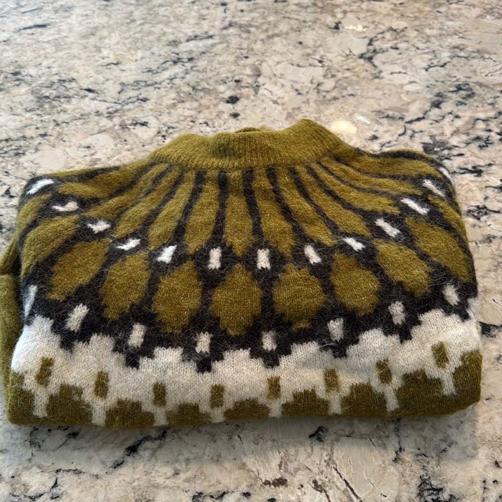 Banana Republic Sweater